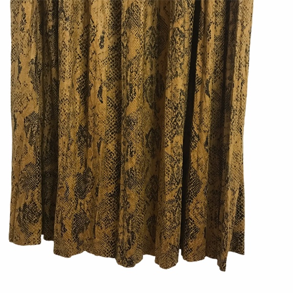 Zara Snake Skin Faux Leather Pleated Midi Skirt - Picture 9 of 10